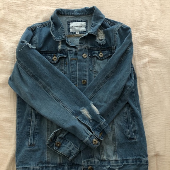 Distressed denim jacket - Picture 2 of 4